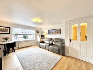 Photo 16- click for photo gallery